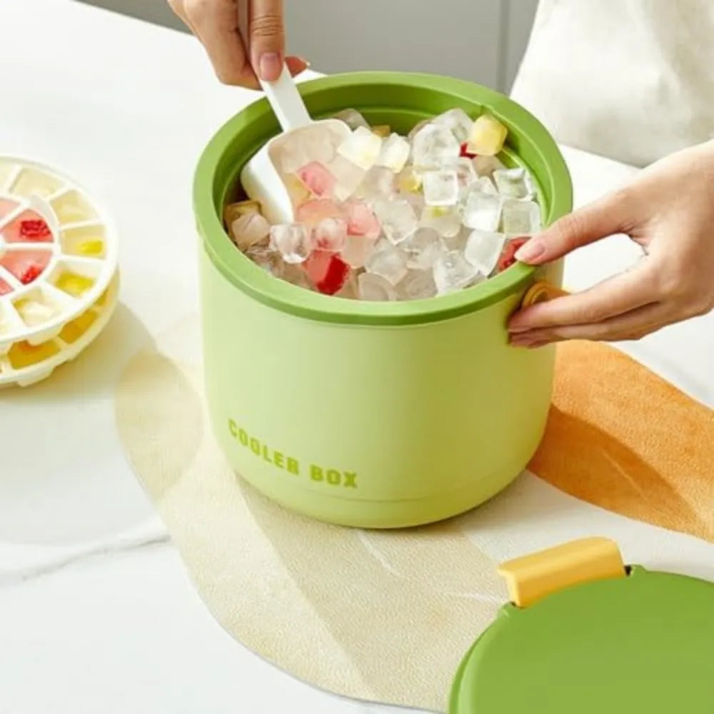 Reusable Silicone Ice Cube Tray With Lid And Storage Bin
