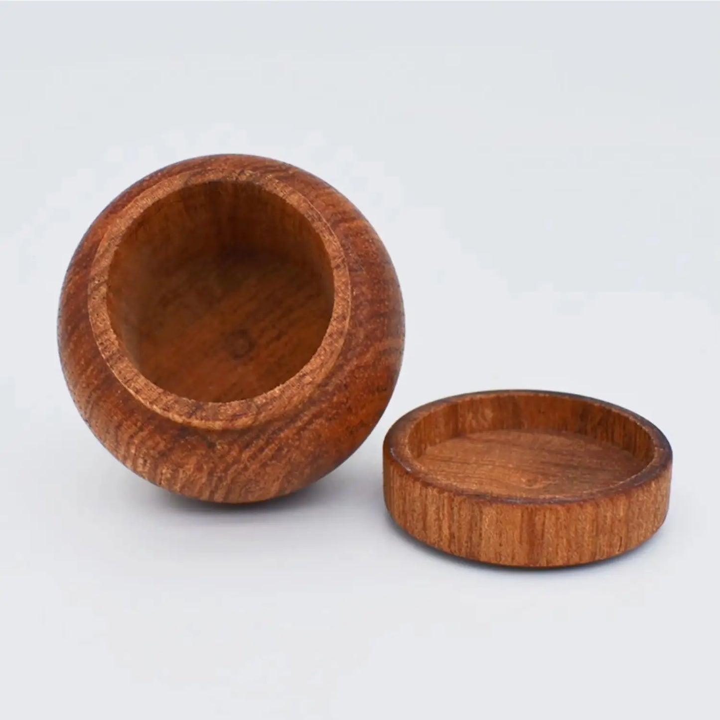 L12 Anti Bite Natural Wood Small Bird Food Bowl Handheld Lightweight Design for Budgie Lovebird Cockatiel Conure Small Pet Birds