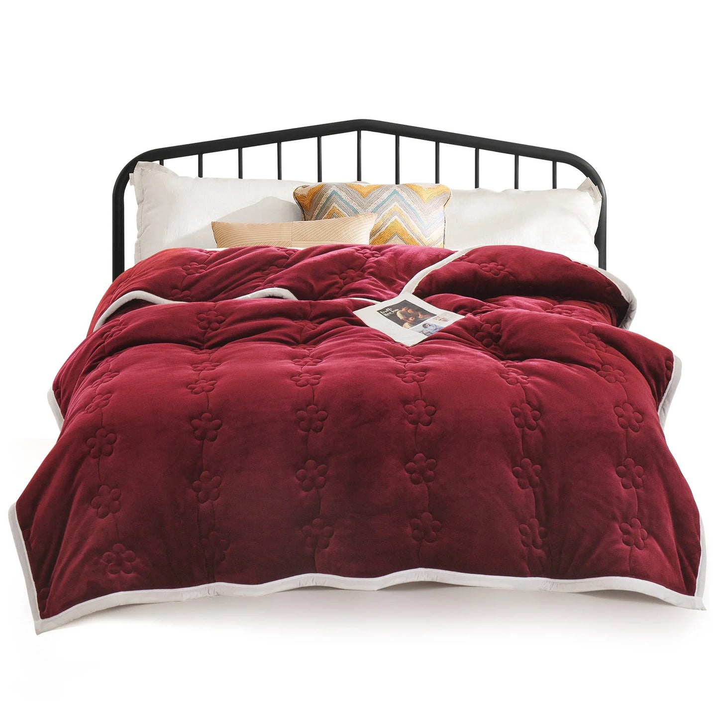 Coral Fleece Autumn Winter Warm Blankets for Bed 3 Layers Thicken Flannel Blanket Quilt Soft Comfortable Warmth Quilts Washable