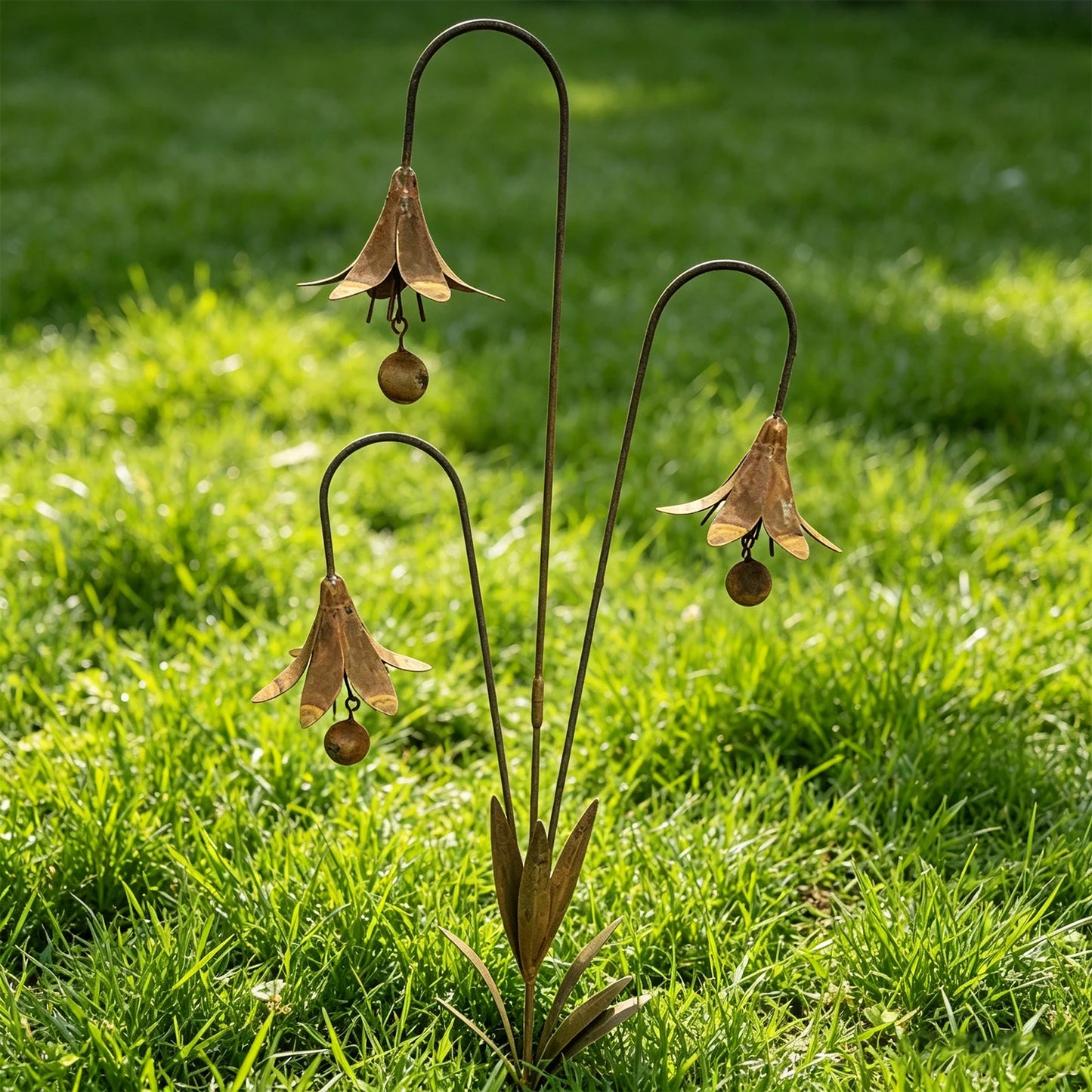 Metal Bluebells Plant Sculpture Wind Chime Ornament Weather Resistant